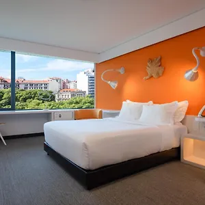 Evolution Hotel