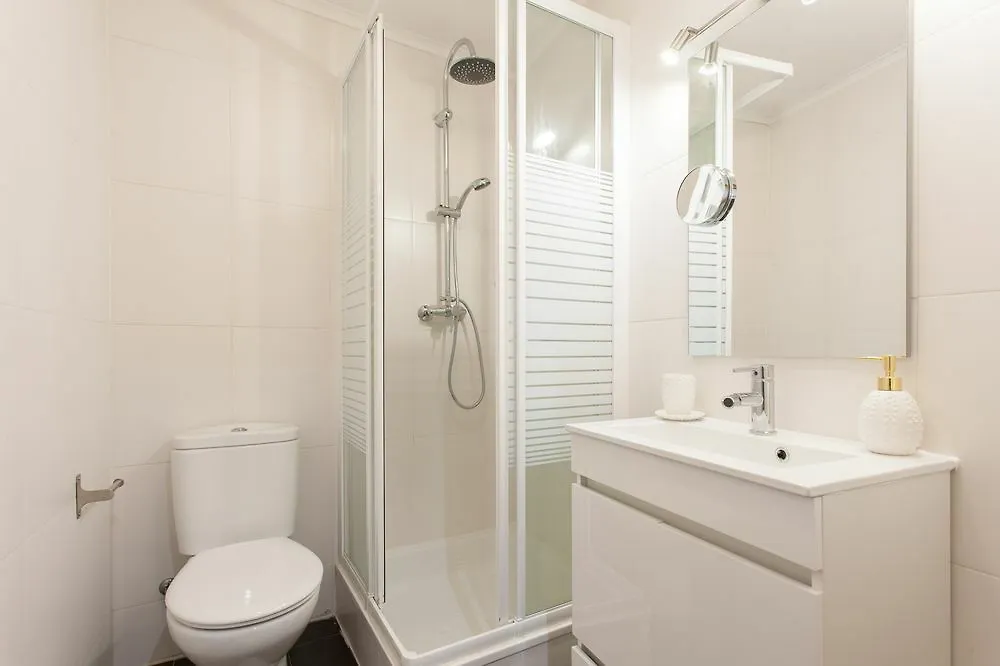 Moniz Studio Apartment - By Lu Holidays Lisbon