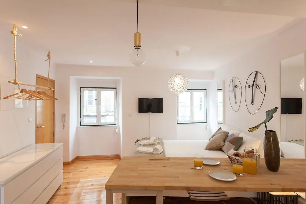 Moniz Studio Apartment - By Lu Holidays Lisbon 4*,  Portugal